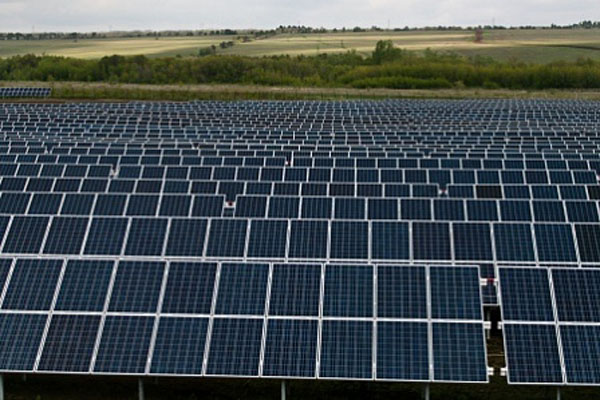 В Оренбуржье продолжается строительство солнечных электростанций